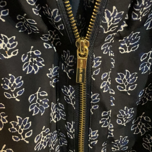 Blouse - Picture 4 of 7